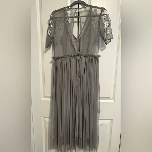 ASOS Gray Dress with White Floral Details - Picture 3 of 6